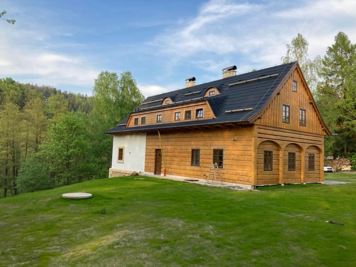 Na Jeleni Stezce Villa Chribska Luaran gambar