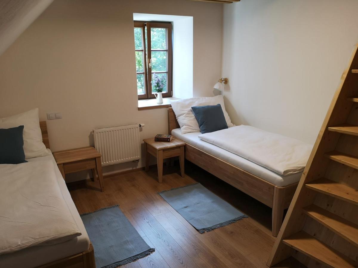 Na Jeleni Stezce Villa Chribska Luaran gambar