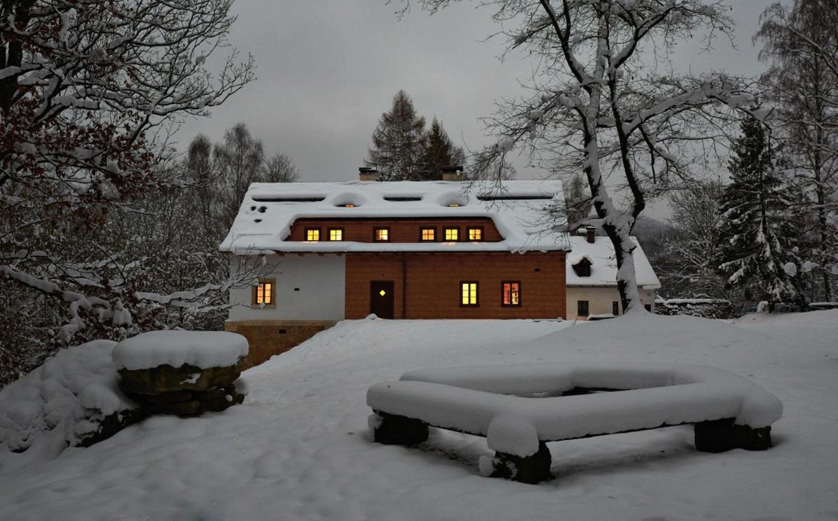 Na Jeleni Stezce Villa Chribska Luaran gambar