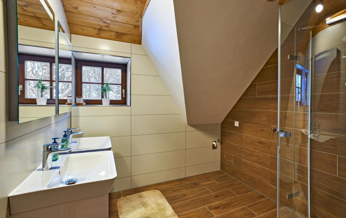 Na Jeleni Stezce Villa Chribska Luaran gambar