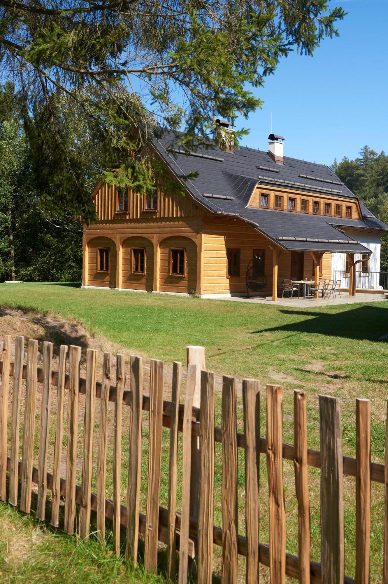 Na Jeleni Stezce Villa Chribska Luaran gambar